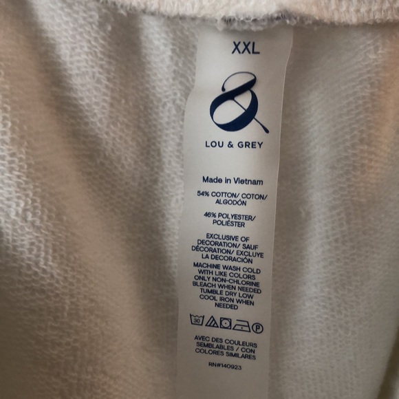 NWT Lou&Grey pickleball cotton terry shorts. XXL. - Picture 3 of 4